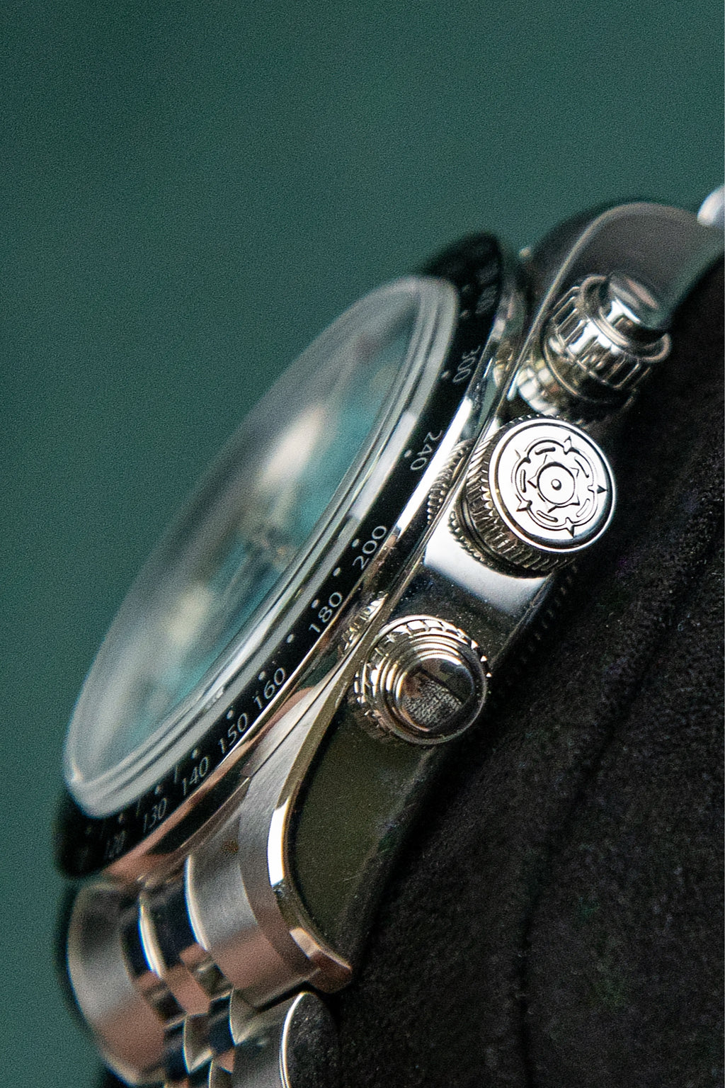 Tudor Flamingo